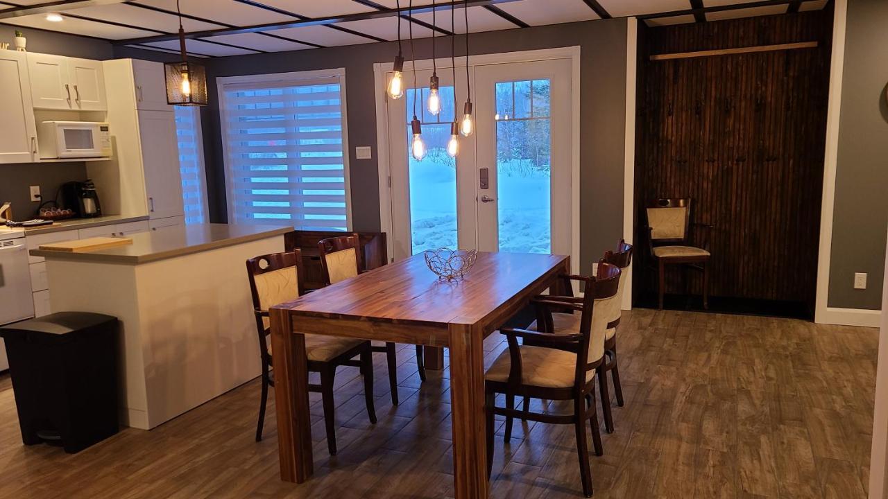 Condo-Chalet De La Vallee D'Edouard LʼAnse-Saint-Jean Zewnętrze zdjęcie